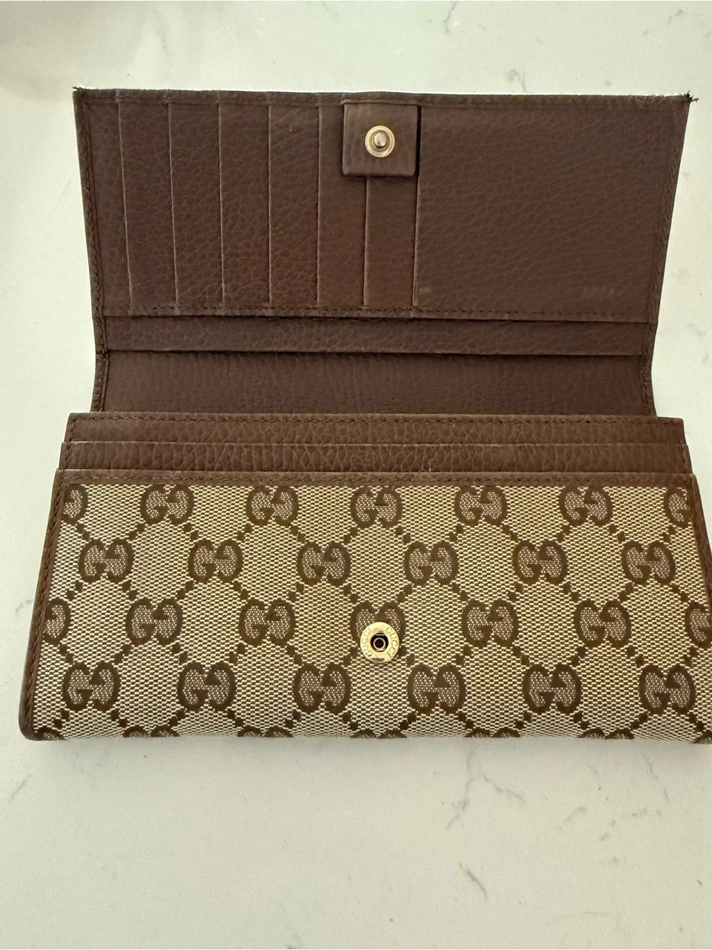 Gucci Brown Beige GG Supreme Continental Wallet
